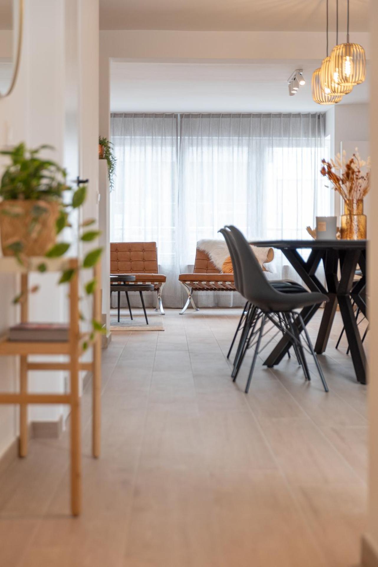 Spacious Penthouse For 8 People In The City Centre オステンド エクステリア 写真